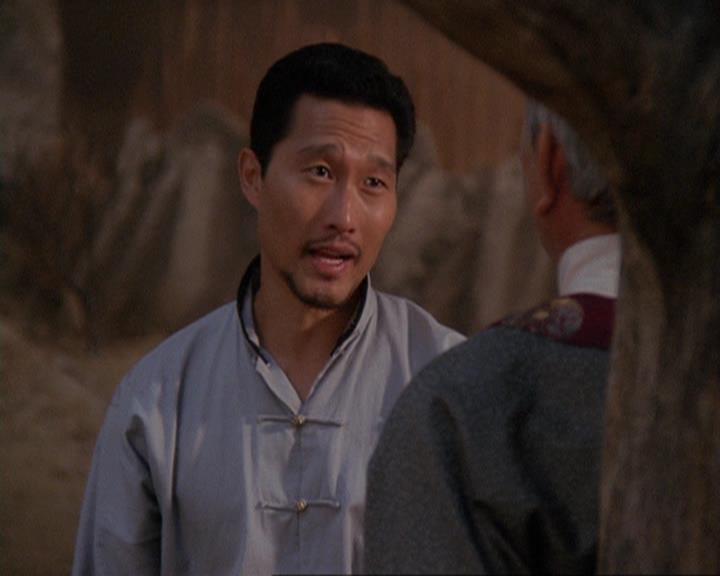Charmed-Online_dot_net-4x04EnterTheDemon0999.jpg