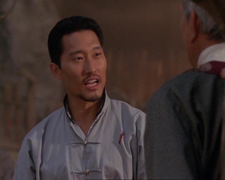 Charmed-Online_dot_net-4x04EnterTheDemon1005.jpg