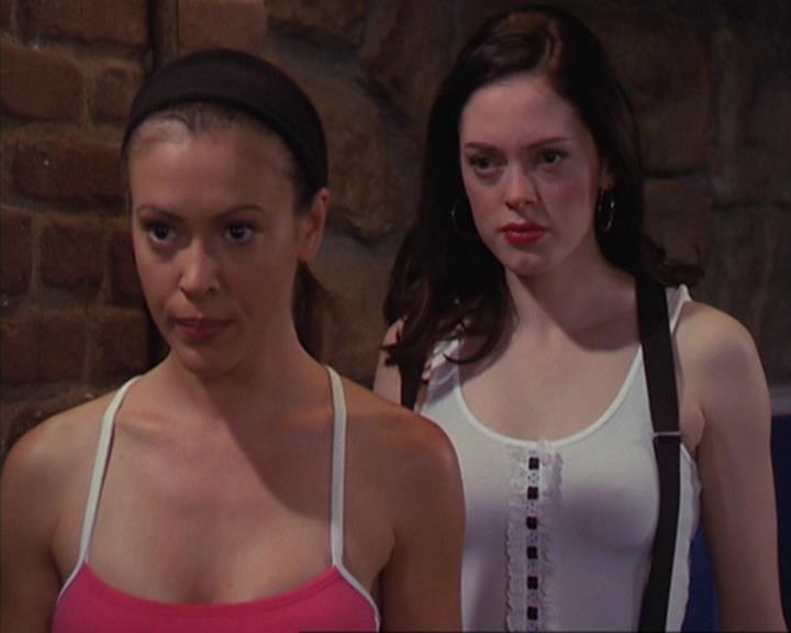 Charmed-Online_dot_net-4x04EnterTheDemon1086.jpg