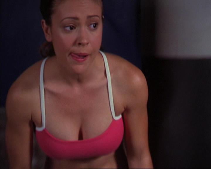 Charmed-Online_dot_net-4x04EnterTheDemon1102.jpg