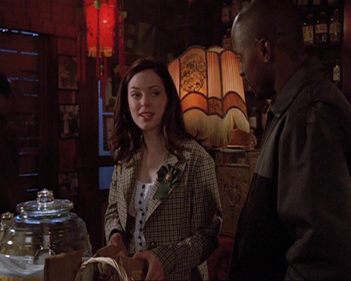 Charmed-Online_dot_net-4x04EnterTheDemon1244.jpg