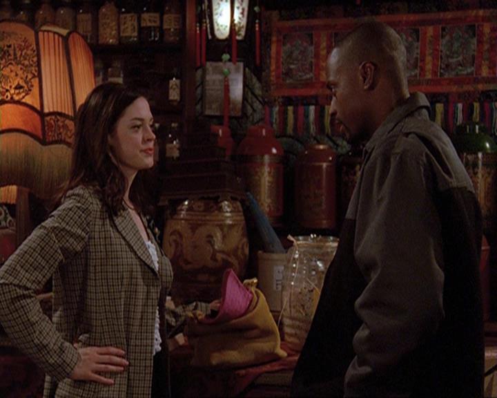 Charmed-Online_dot_net-4x04EnterTheDemon1277.jpg