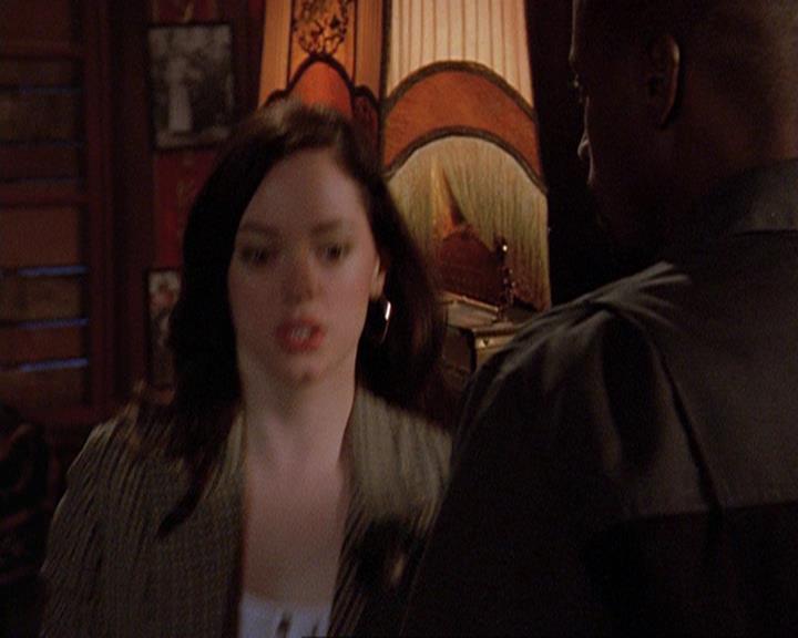 Charmed-Online_dot_net-4x04EnterTheDemon1303.jpg