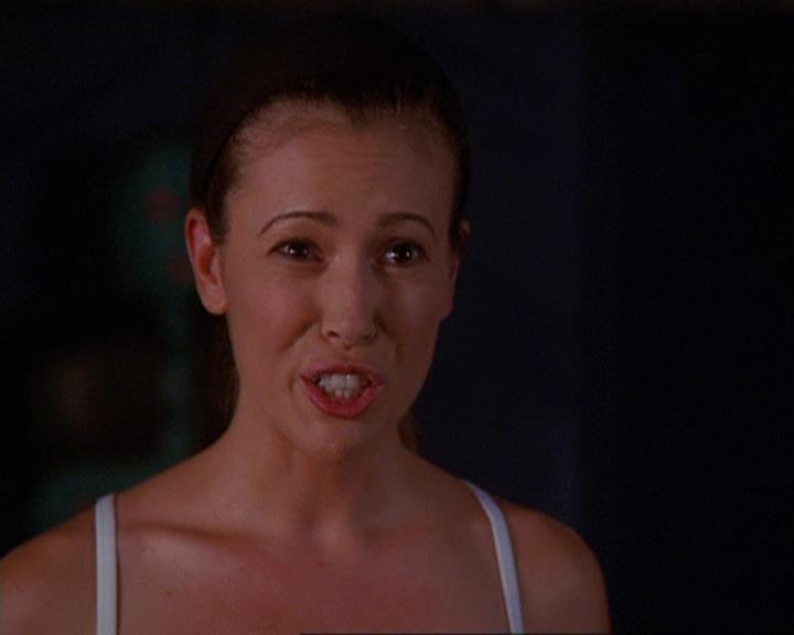 Charmed-Online_dot_net-4x04EnterTheDemon1344.jpg Charmed-Online_dot_net-4x04EnterTheDemon1344.jpg