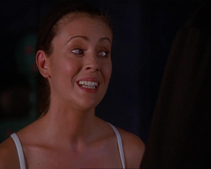 Charmed-Online_dot_net-4x04EnterTheDemon1403.jpg Charmed-Online_dot_net-4x04EnterTheDemon1403.jpg