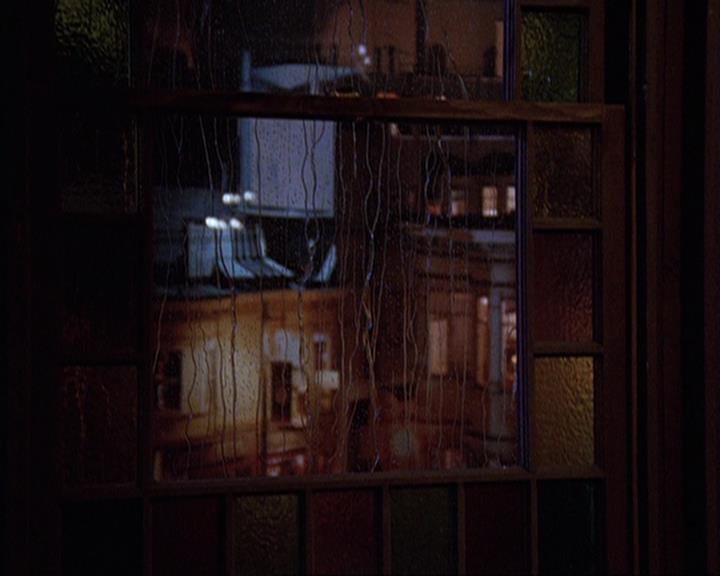 Charmed-Online_dot_net-4x04EnterTheDemon1412.jpg