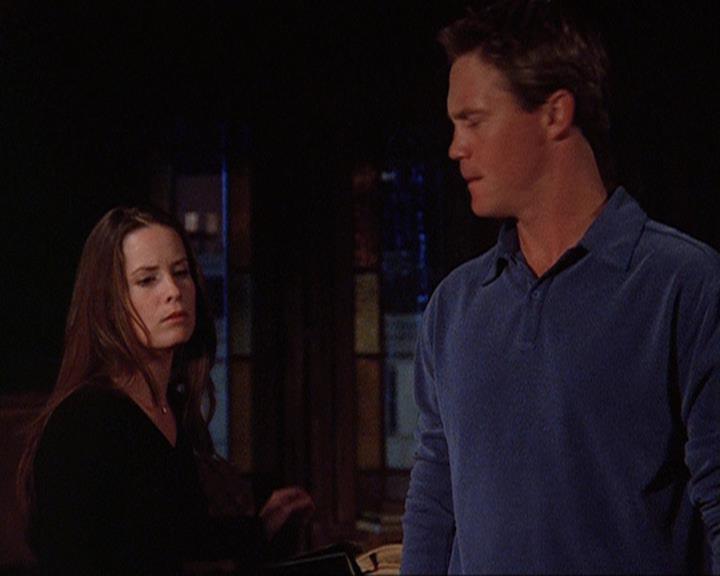 Charmed-Online_dot_net-4x04EnterTheDemon1431.jpg