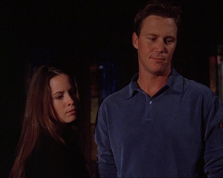 Charmed-Online_dot_net-4x04EnterTheDemon1442.jpg