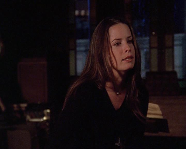 Charmed-Online_dot_net-4x04EnterTheDemon1465.jpg