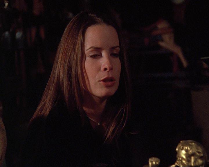 Charmed-Online_dot_net-4x04EnterTheDemon1498.jpg