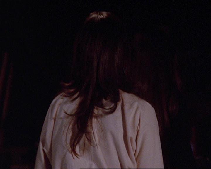 Charmed-Online_dot_net-4x04EnterTheDemon1509.jpg Charmed-Online_dot_net-4x04EnterTheDemon1509.jpg