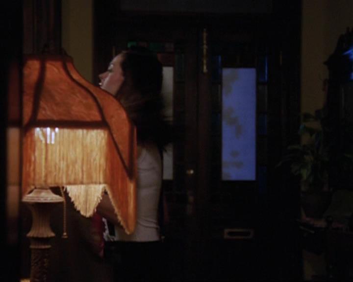 Charmed-Online_dot_net-4x04EnterTheDemon1536.jpg Charmed-Online_dot_net-4x04EnterTheDemon1536.jpg