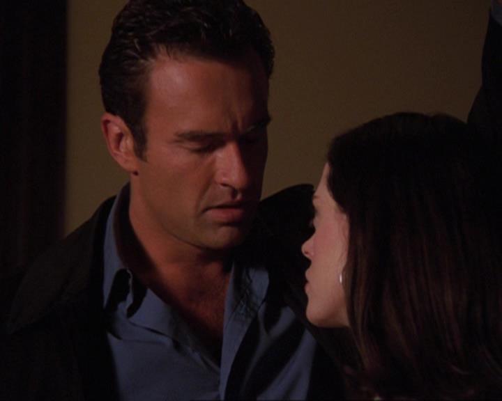 Charmed-Online_dot_net-4x04EnterTheDemon1563.jpg Charmed-Online_dot_net-4x04EnterTheDemon1563.jpg