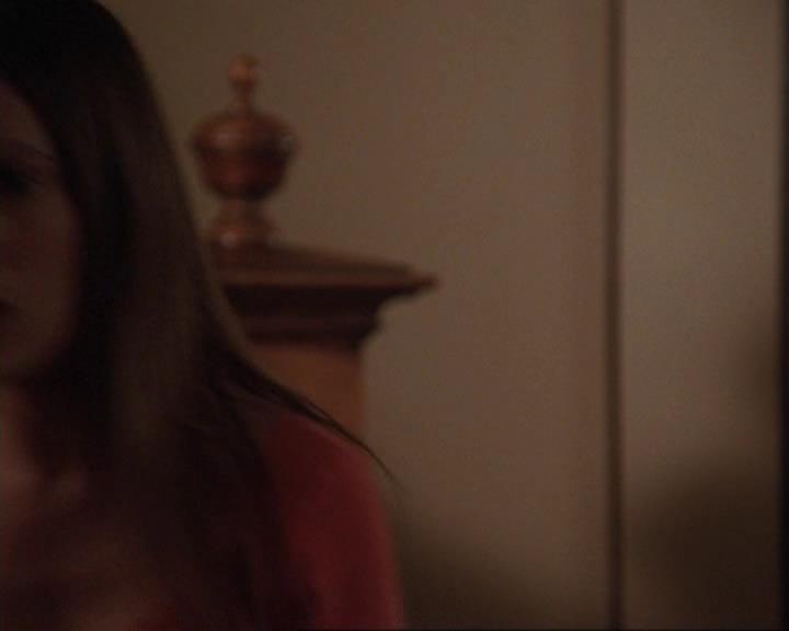 Charmed-Online_dot_net-4x04EnterTheDemon1587.jpg Charmed-Online_dot_net-4x04EnterTheDemon1587.jpg