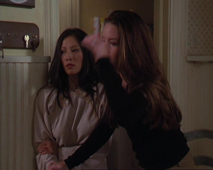 Charmed-Online_dot_net-4x04EnterTheDemon1675.jpg