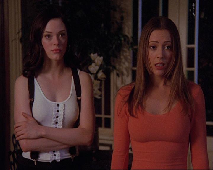 Charmed-Online_dot_net-4x04EnterTheDemon1717.jpg