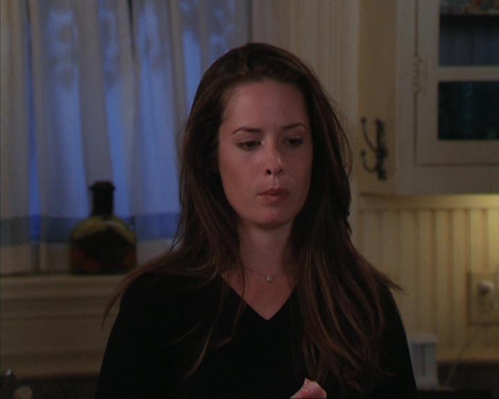 Charmed-Online_dot_net-4x04EnterTheDemon1789.jpg