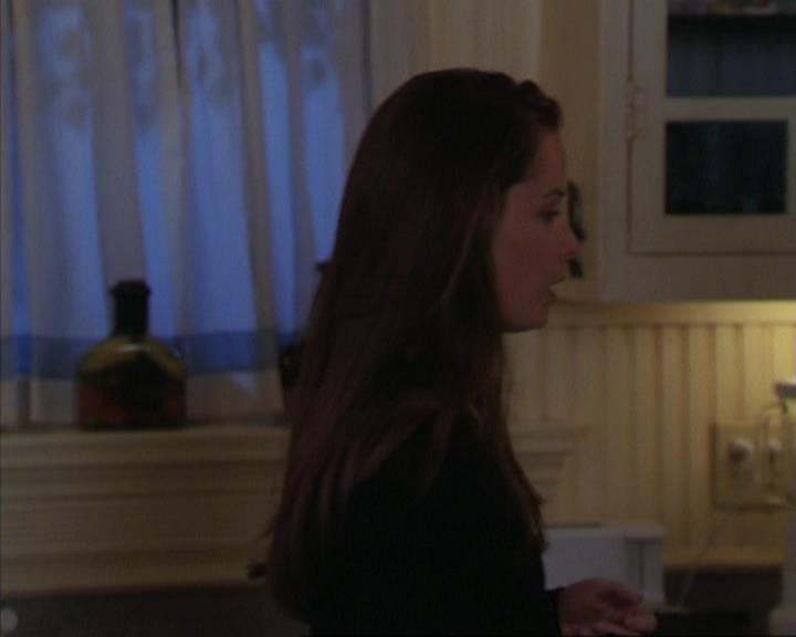 Charmed-Online_dot_net-4x04EnterTheDemon1791.jpg
