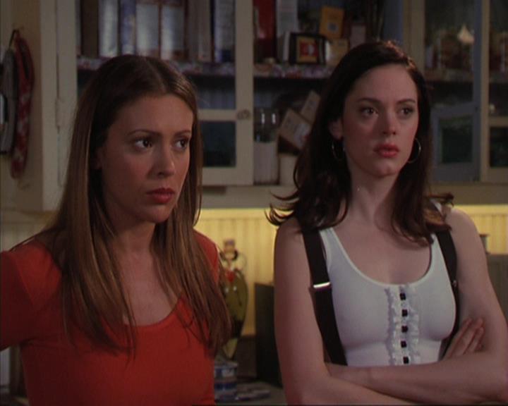 Charmed-Online_dot_net-4x04EnterTheDemon1839.jpg