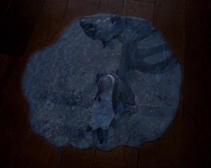Charmed-Online_dot_net-4x04EnterTheDemon1930.jpg