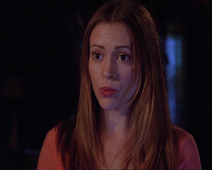 Charmed-Online_dot_net-4x04EnterTheDemon1940.jpg
