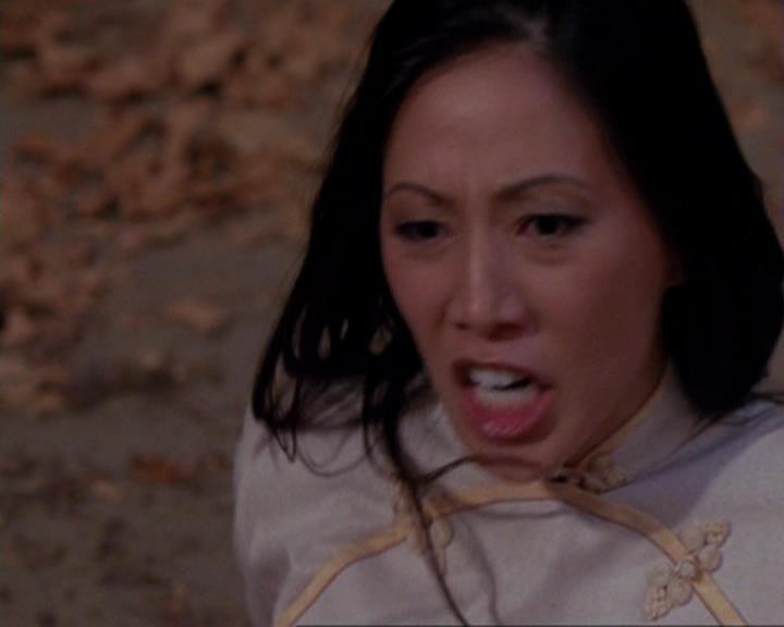 Charmed-Online_dot_net-4x04EnterTheDemon2023.jpg