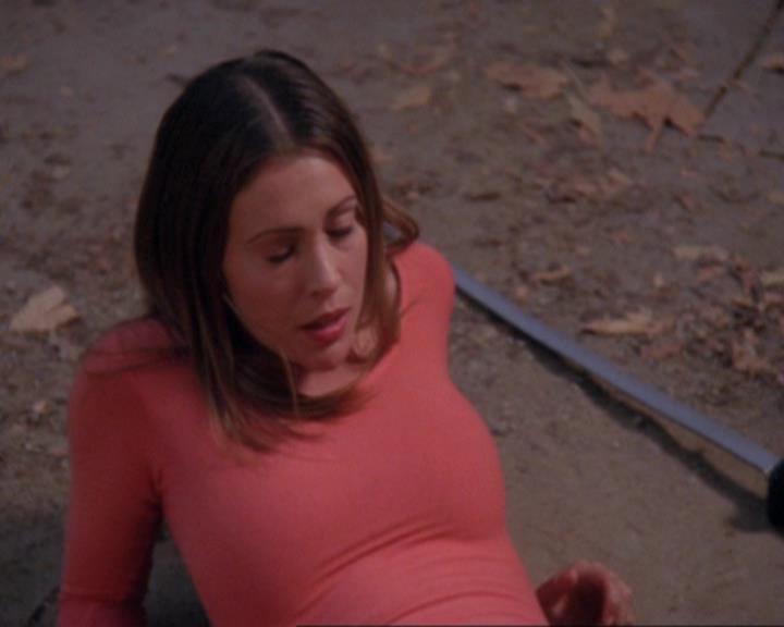 Charmed-Online_dot_net-4x04EnterTheDemon2128.jpg