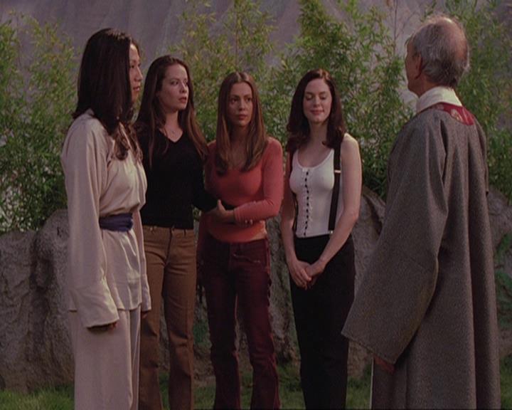 Charmed-Online_dot_net-4x04EnterTheDemon2160.jpg