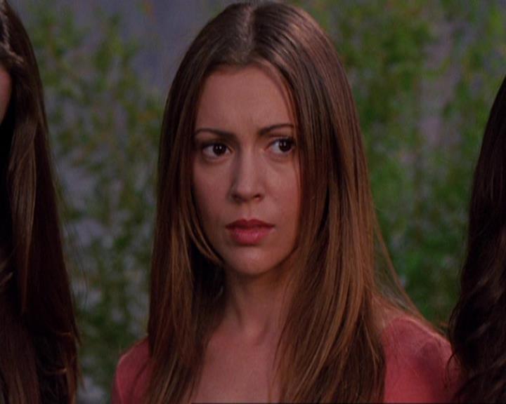 Charmed-Online_dot_net-4x04EnterTheDemon2200.jpg