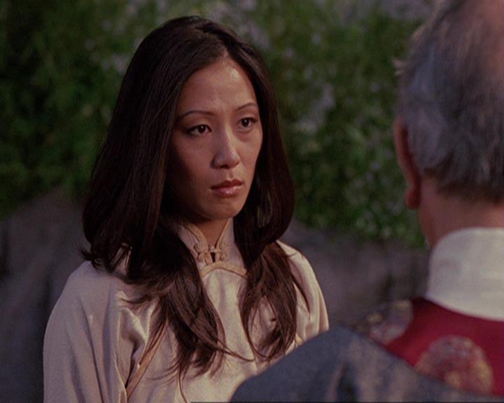 Charmed-Online_dot_net-4x04EnterTheDemon2203.jpg