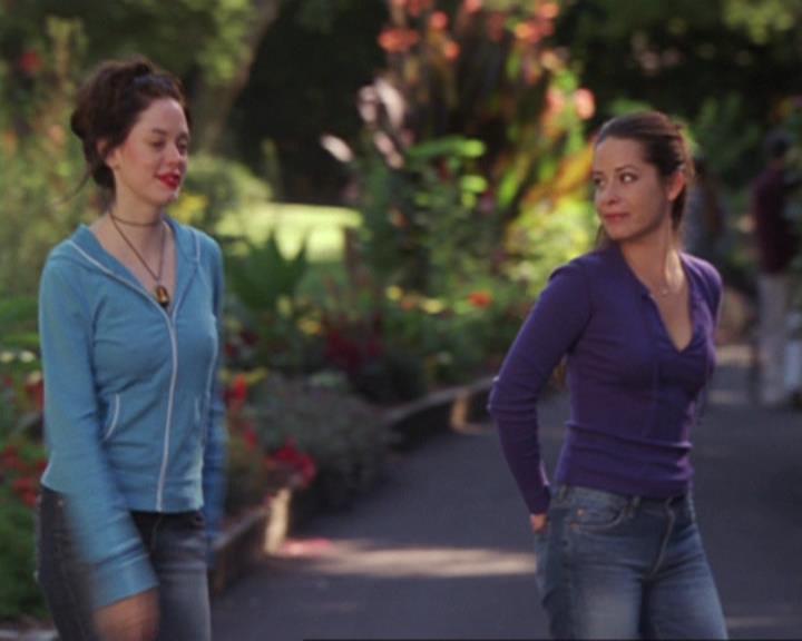 Charmed-Online_dot_net-4x04EnterTheDemon2301.jpg