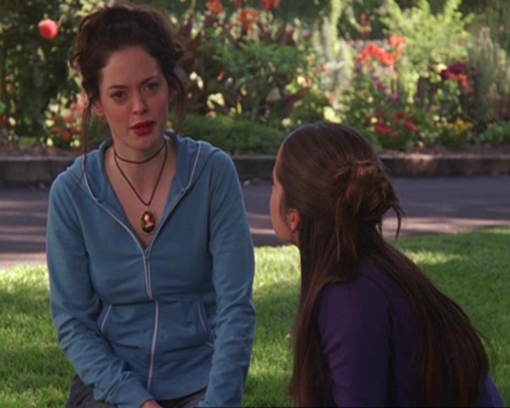 Charmed-Online_dot_net-4x04EnterTheDemon2324.jpg