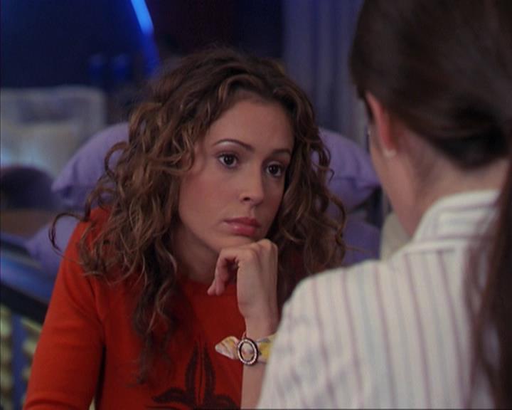 Charmed-Online-dot-net_405SizeMatters0113.jpg