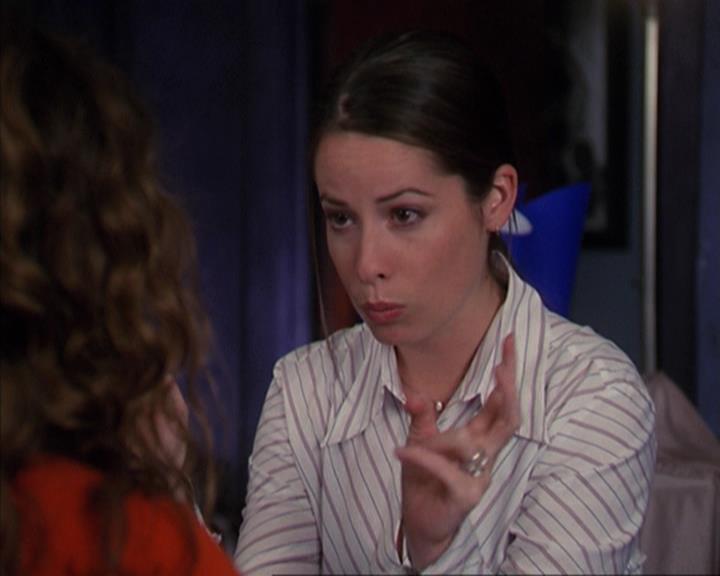 Charmed-Online-dot-net_405SizeMatters0116.jpg
