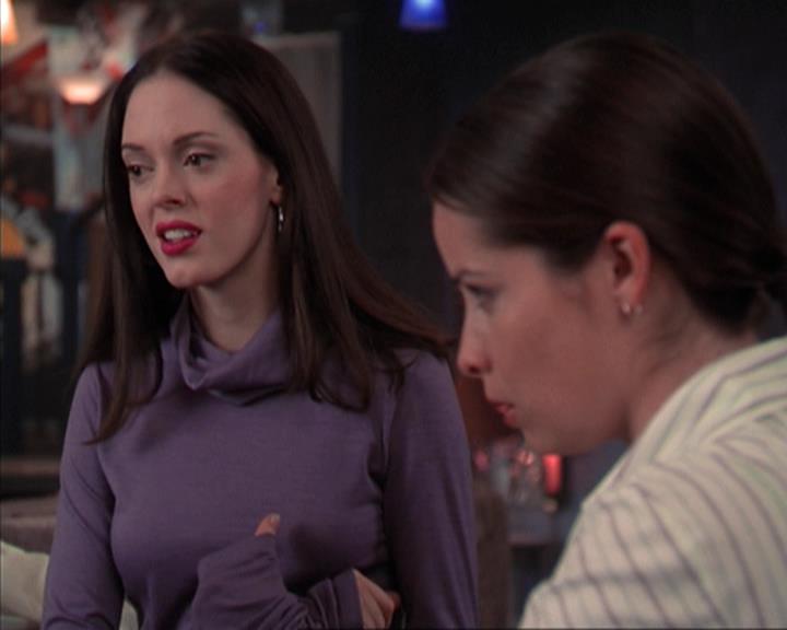Charmed-Online-dot-net_405SizeMatters0118.jpg