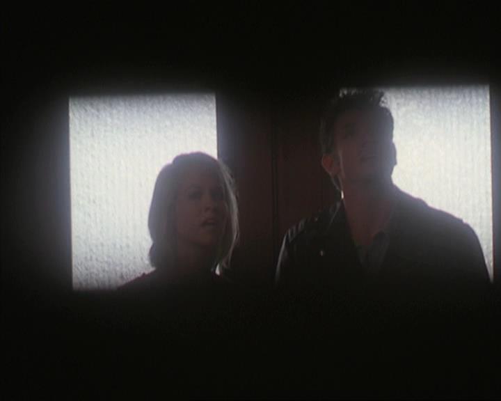Charmed-Online-dot-net_405SizeMatters0255.jpg