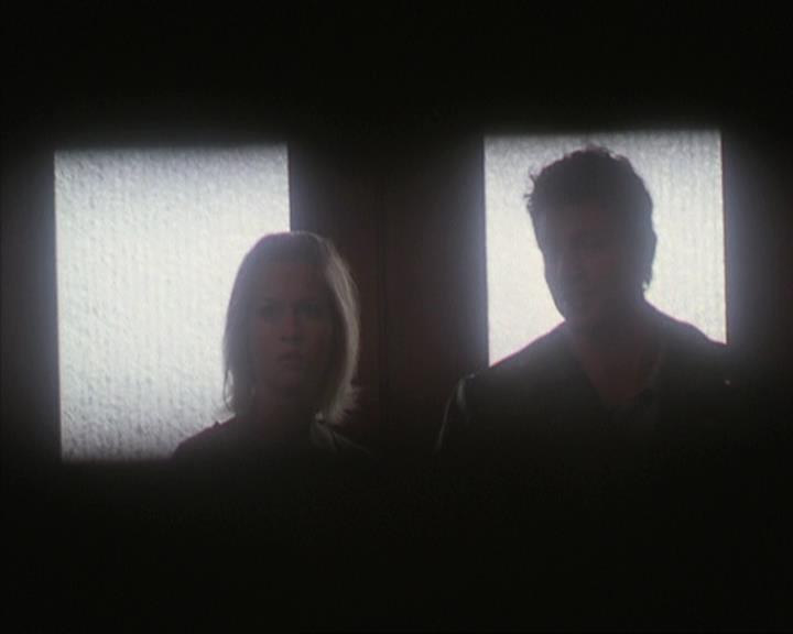 Charmed-Online-dot-net_405SizeMatters0257.jpg
