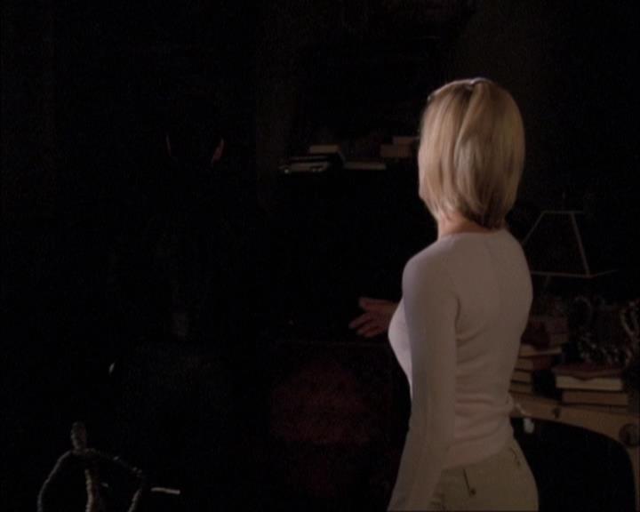 Charmed-Online-dot-net_405SizeMatters0267.jpg
