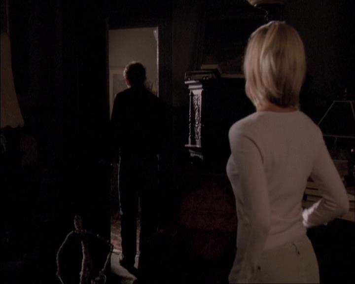 Charmed-Online-dot-net_405SizeMatters0272.jpg