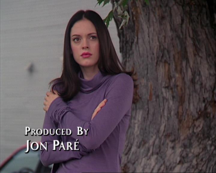 Charmed-Online-dot-net_405SizeMatters0385.jpg