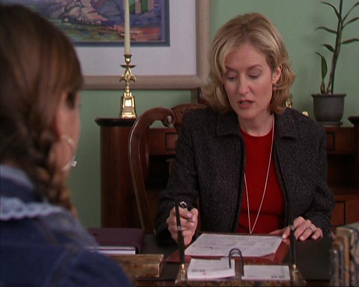 Charmed-Online-dot-net_405SizeMatters0395.jpg