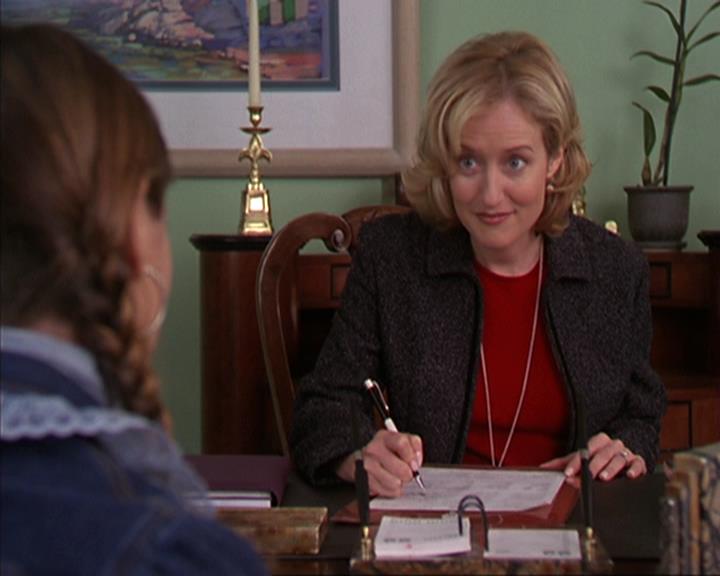 Charmed-Online-dot-net_405SizeMatters0401.jpg