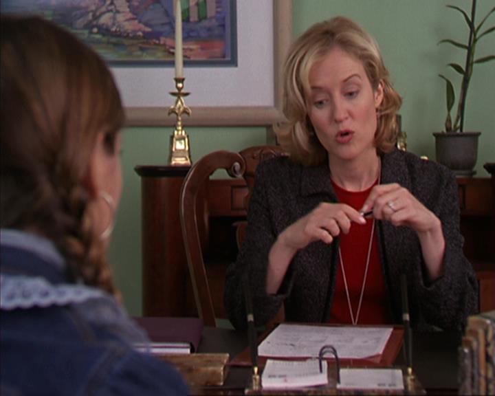 Charmed-Online-dot-net_405SizeMatters0411.jpg