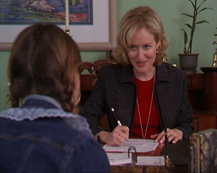 Charmed-Online-dot-net_405SizeMatters0441.jpg