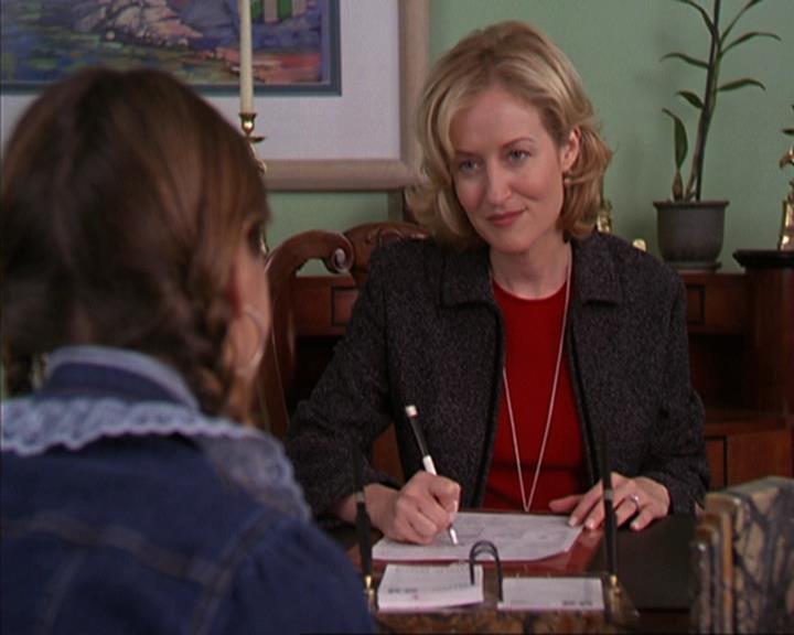 Charmed-Online-dot-net_405SizeMatters0451.jpg