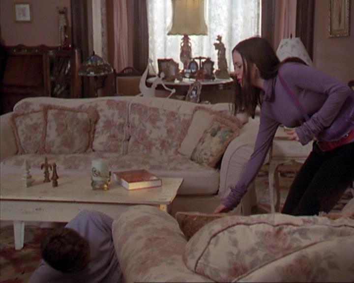 Charmed-Online-dot-net_405SizeMatters0471.jpg