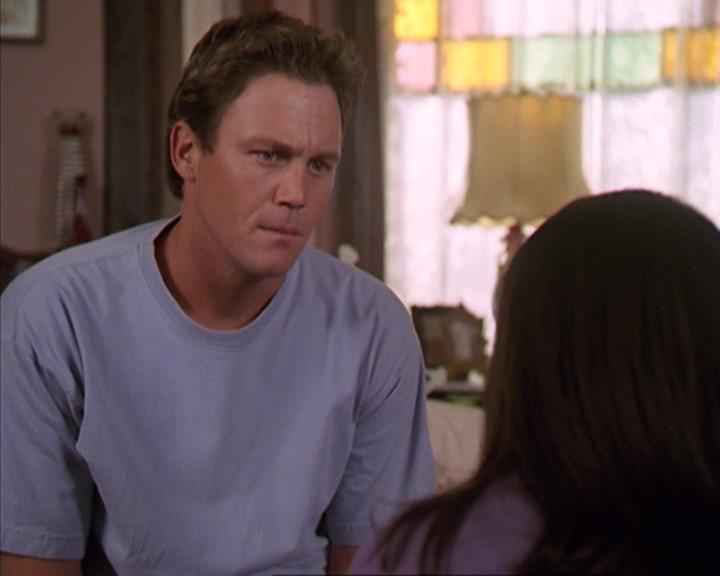 Charmed-Online-dot-net_405SizeMatters0516.jpg