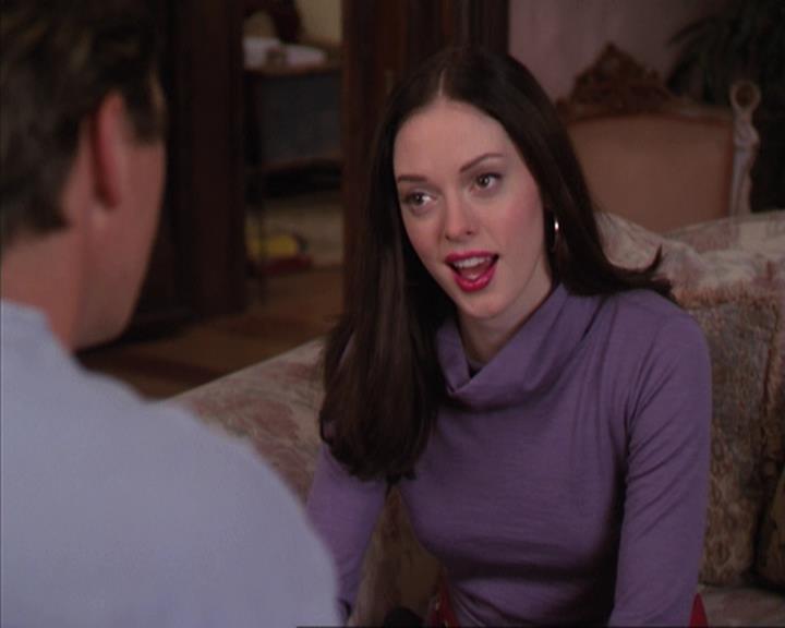 Charmed-Online-dot-net_405SizeMatters0521.jpg