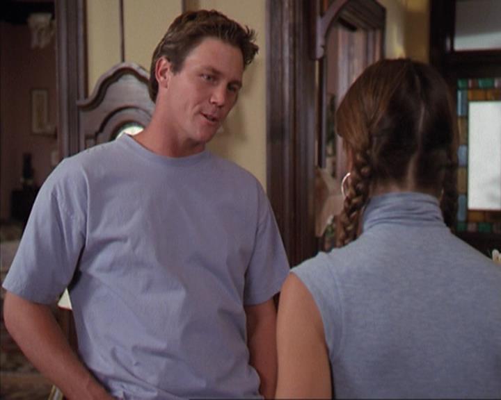 Charmed-Online-dot-net_405SizeMatters0589.jpg