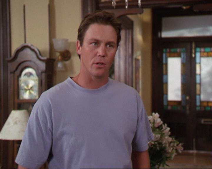 Charmed-Online-dot-net_405SizeMatters0595.jpg